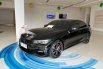 BMW 330i 2.0 M Sport AT 2022 Hitam 3