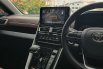 Toyota Innova Zenix G 2024 hitam bensin km 11 ribuan 8