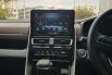 Toyota Innova Zenix G 2024 hitam bensin km 11 ribuan 9