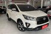 Toyota Innova Venturer 2.0 AT 2021 - Pajak Panjang sampai Akhir Tahun - D1361AJJ 1