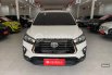 Toyota Innova Venturer 2.0 AT 2021 - Pajak Panjang sampai Akhir Tahun - D1361AJJ 2