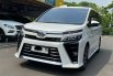 DIJUAL CEPAT!! TOYOTA VOXY AT PUTIH 2019 1
