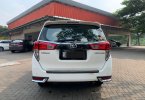 Toyota Innova Venturer 2.0 AT Matic 2017 Putih 1