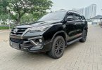 Toyota Fortuner TRD VRZ 2020 Hitam KM 14 Ribu 3