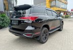 Toyota Fortuner TRD VRZ 2020 Hitam KM 14 Ribu 2