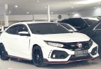 Honda Civic ES 2017 Hatchback 54