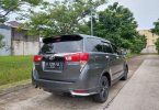 Toyota Kijang Innova Venturer 2017 16