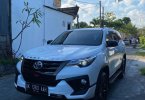 Toyota Fortuner 2.4 TRD AT 2020 46