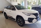 Toyota Fortuner 2.4 TRD AT 2019 38
