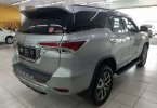 Toyota Fortuner VRZ 2017 Silver 2