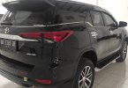 Toyota Fortuner SRZ 2016 Hitam 11