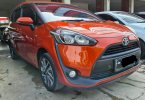 Toyota Sienta V AT ( Matic ) 2017 Orange  km 68rban Siap Pakai 54