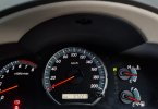 Toyota Kijang Innova V A/T Gasoline 2012 Abu-abu 34