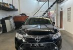 Toyota Camry V 2018 AT Hitam 26
