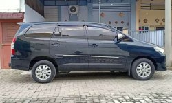 Mobil Toyota Kijang Innova 2012 2.0 G terbaik di Sumatra Utara 3