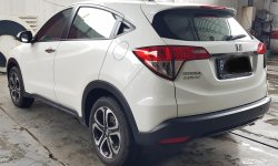 Honda HRV E Special Edition A/T ( Matic ) 2021 Putih Km 12rban Gress Like New Siap Pakai 1