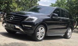 Mercedes-Benz ML 350 2012 Hitam 6