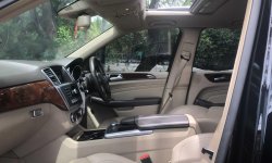 Mercedes-Benz ML 350 2012 Hitam 7