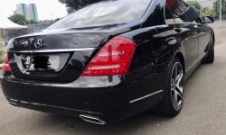 Mercedes-Benz S 300 L 2008 Hitam 4