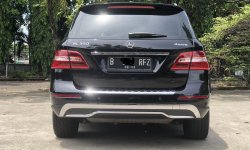 Mercedes-Benz ML 350 2012 Hitam 4