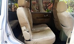 Mitsubishi Kuda Diamond MPV Tahun 2004 4