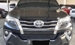 Toyota Fortuner VRZ A/T ( Matic Diesel ) 2017 Hitam Km 62rban Siap Pakai 1