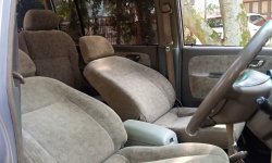 Mitsubishi Kuda Diamond 2004 Abu-abu 3