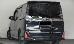 Toyota Voxy CVT 2019 MPV 3