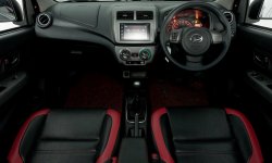 Daihatsu Ayla 1.2 R Deluxe MT 2017 Hitam 10