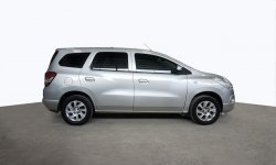 Chevrolet Spin LS MT 2015 Silver 3