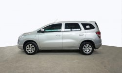 Chevrolet Spin LS MT 2015 Silver 4