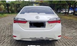 DKI Jakarta, Toyota Corolla Altis V 2017 kondisi terawat 8