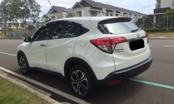 Mobil Honda HR-V 2020 E Special Edition dijual, Banten 3