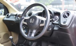 Honda Brio E 2015 Hatchback 2