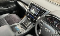 Toyota Vellfire 2015 DKI Jakarta dijual dengan harga termurah 6