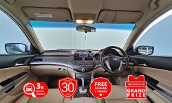 Honda Accord VTI 2.4 A/T 2009 5