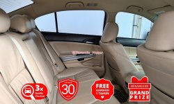 Honda Accord VTI 2.4 A/T 2009 7