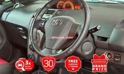 Toyota Yaris S Limited 1.5 A/T 2010 4