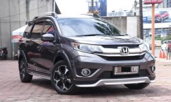 Honda BR-V E Prestige 2017 Abu-abu Siap Pakai Murah Bergaransi DP 20Juta 2