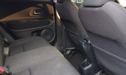 Honda HR-V 1.5L S CVT 2018 SUV 4