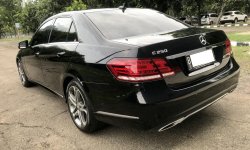 Mercedes-Benz E-Class E250 AT 2015 Hitam 5