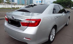 TOYOTA CAMRY V AT SILVER 2013 7