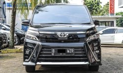 Toyota Voxy CVT 2019 6