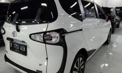 Toyota Sienta 2019 Jawa Barat dijual dengan harga termurah 5