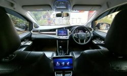 Mobil Toyota Kijang Innova 2020 V dijual, Jawa Timur 6