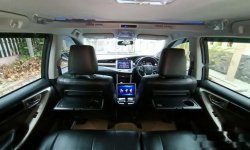Mobil Toyota Kijang Innova 2020 V dijual, Jawa Timur 5