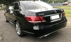 Mercedes-Benz E-Class E250 AT 2015 Hitam 5
