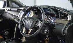 Toyota Kijang Innova V 2017 3
