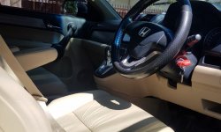 Honda CR-V 2.4 i-VTEC 2011 Coklat 2