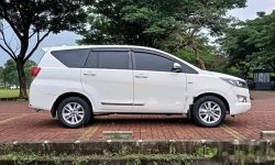 Mobil Toyota Kijang Innova 2016 V terbaik di DKI Jakarta 12